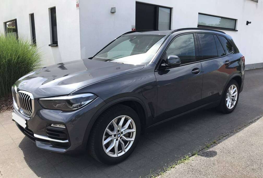 BMW X5 PHEV 3.0A xDrive45e