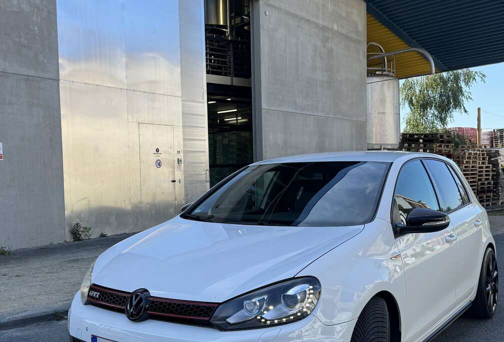 Volkswagen 2.0 TSI DSG