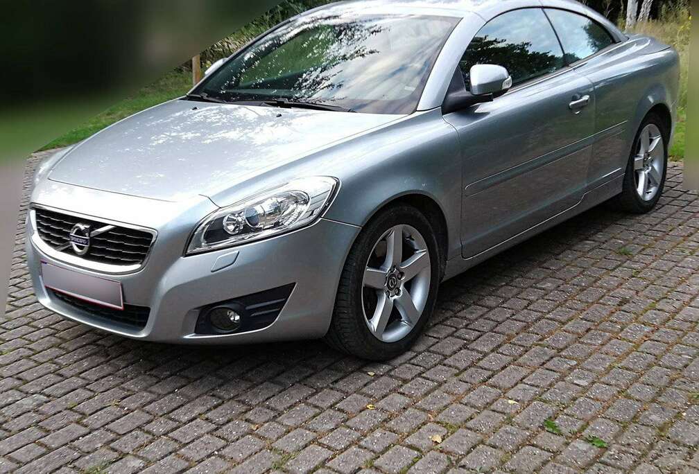 Volvo C70 Cabriolet 2.0 D3 Momentum