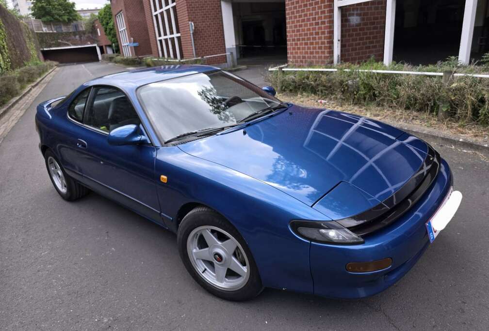 Toyota 2.0 GT-I  ABS et Toit Ouvrant