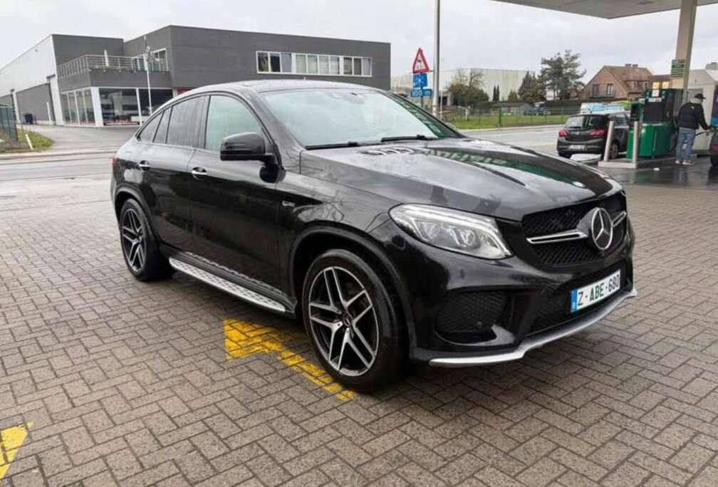 Mercedes-Benz Coupé 4-Matic