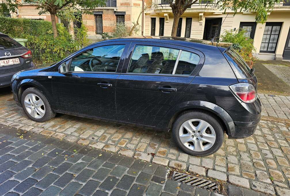 Opel Astra 1.6Edition