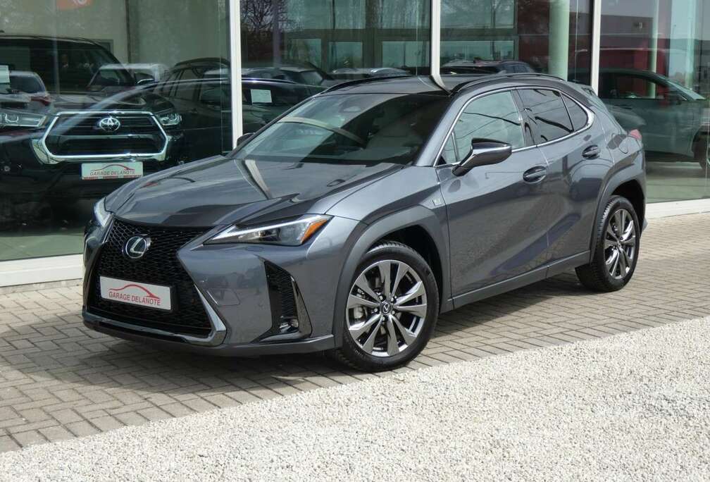Lexus HYBRID F-Sport Design +LEDER +Dodehoek +Zetelverwarming +Stuurwielverwarming +GPS +Carplay +Keyless entry