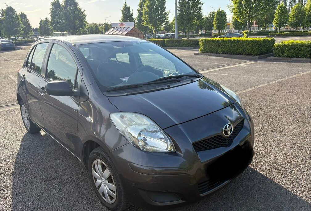 Toyota 1.0i VVT-i Terra