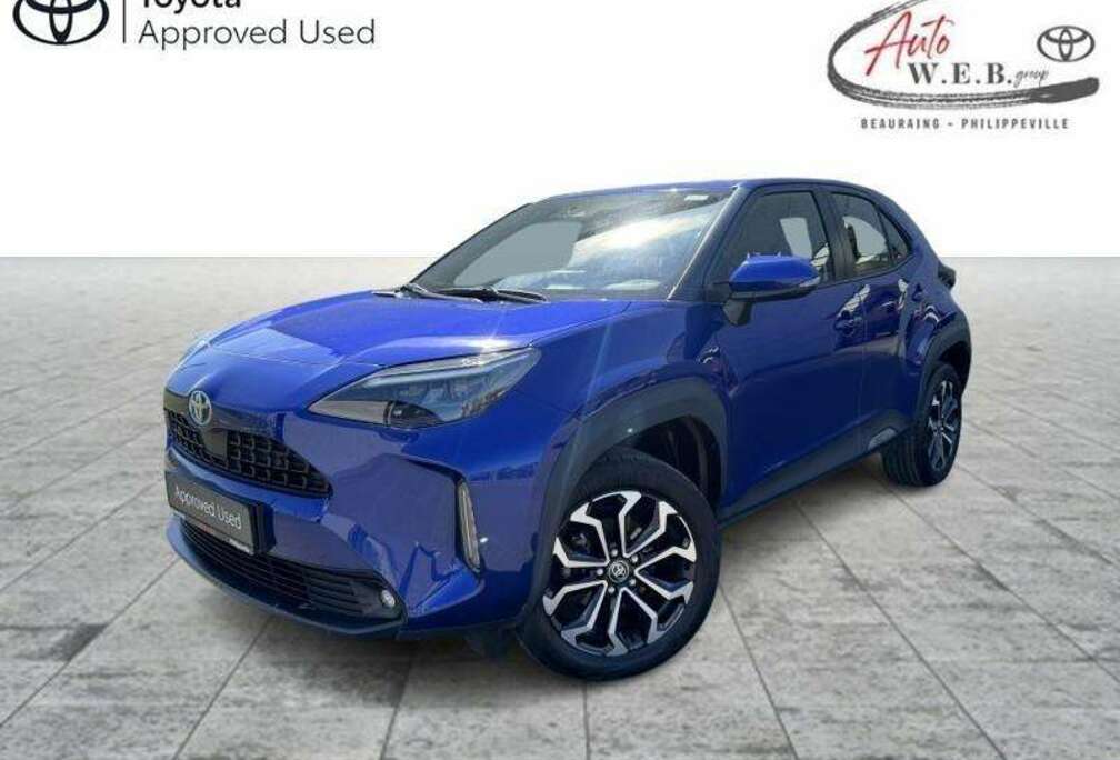 Toyota 1.5 TNGA HEV 2WD CVT Dynamic Plus + Confort Pack