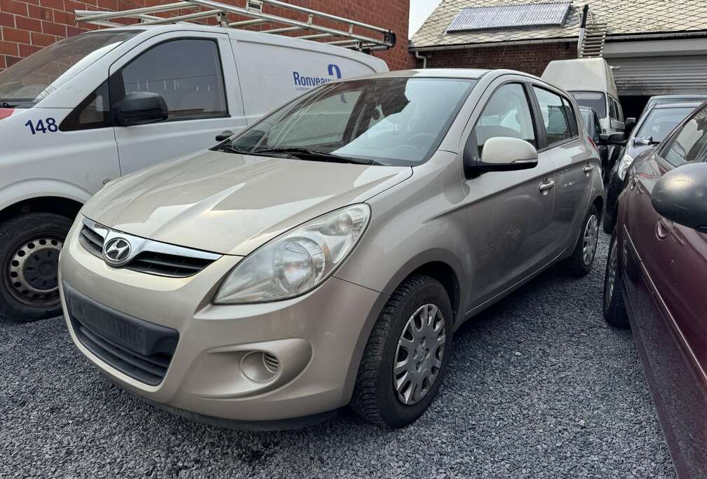 Hyundai 1.2i Comfort Essence Airco