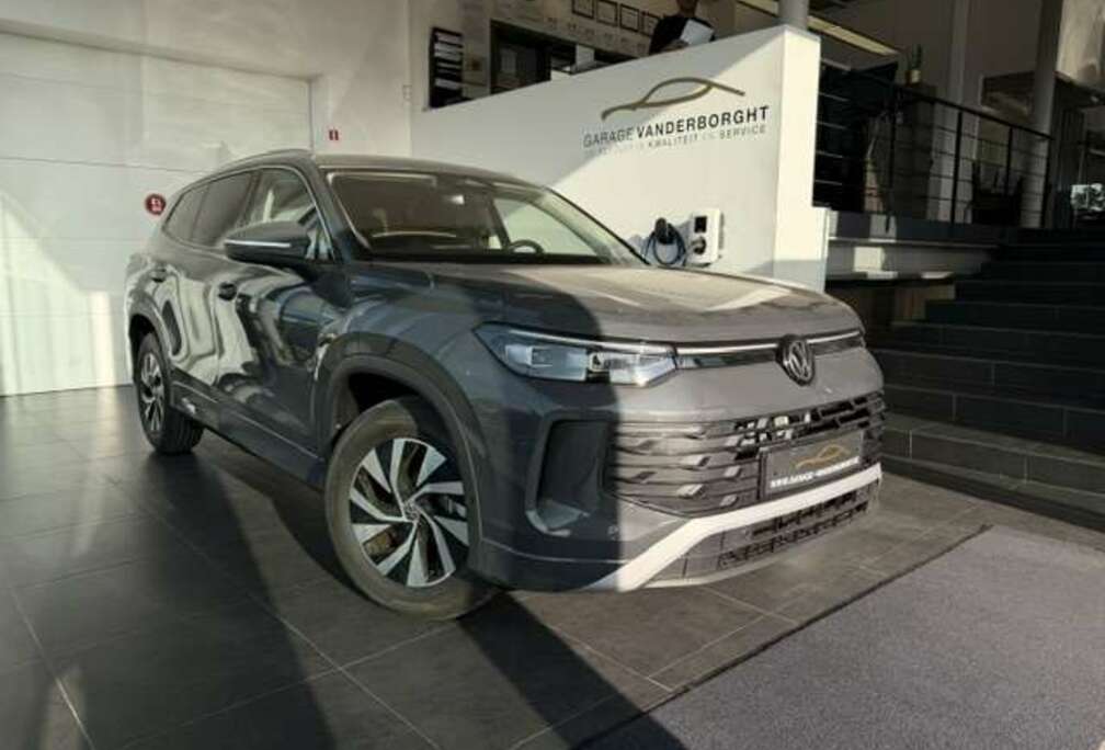 Volkswagen HYBRIDE AUTOMAAT 7 ZETELS NIEUW 0KM