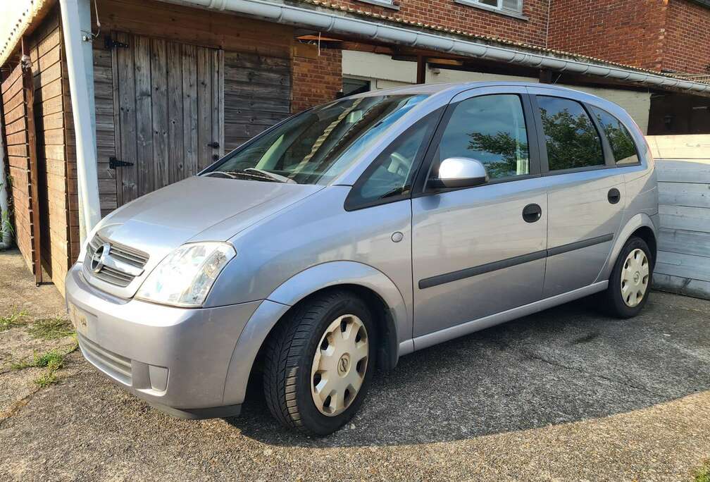 Opel 1.7 CDTI (Essentia)