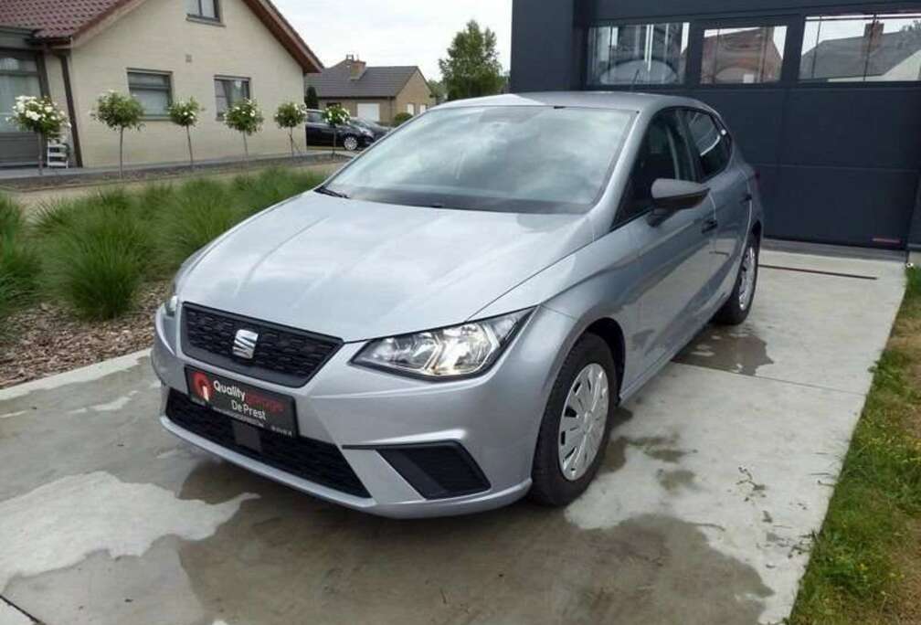 SEAT Navi, airco, PDC, bluetooth, zetelverwarming