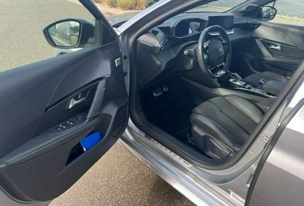 Peugeot 208 Elektromotor 136 GT Pack