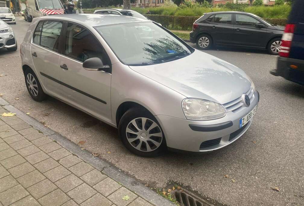 Volkswagen 1.4i  roule impeccable