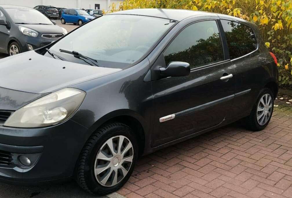 Renault Clio+1.2i+16v+RipCurl