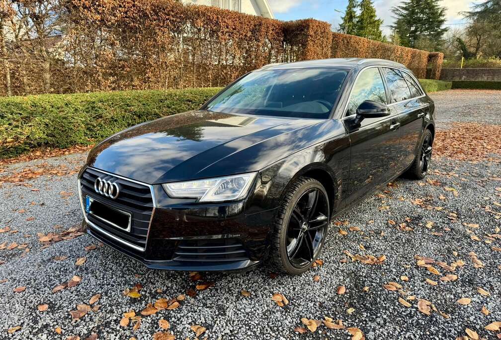 Audi Avant 35 TFSI Sport Automaat Pano LED Velgen Euro6