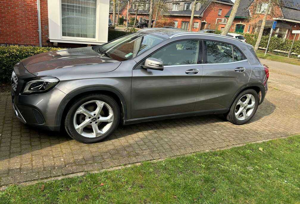 Mercedes-Benz (CDI) d 7G-DCT