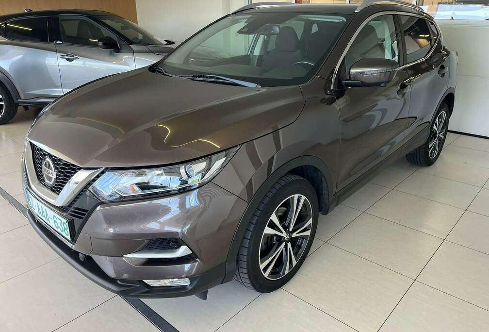 Nissan Qashqai 1.3 DIG-T N-Connecta DCT