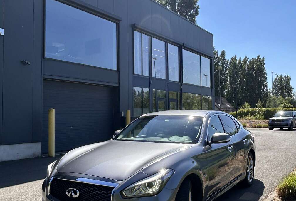 Infiniti 2.2d Premium Executive