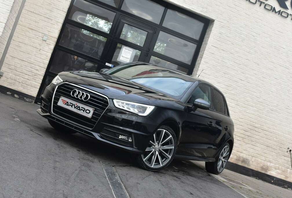 Audi 1.0 TFSI Sport / PDC / Navi / Xenon / PDC / Verw Z