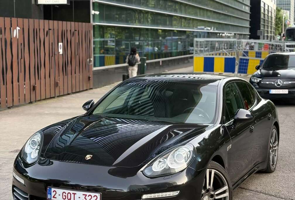 Porsche 4 3.6i V6 PDK