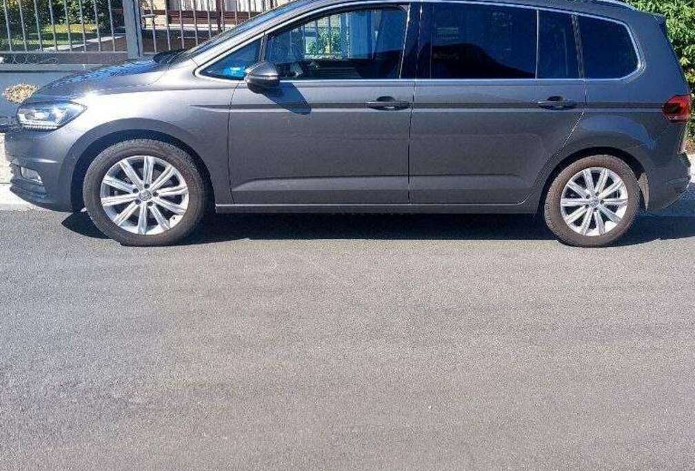 Volkswagen Touran 1.6 TDi SCR Highline