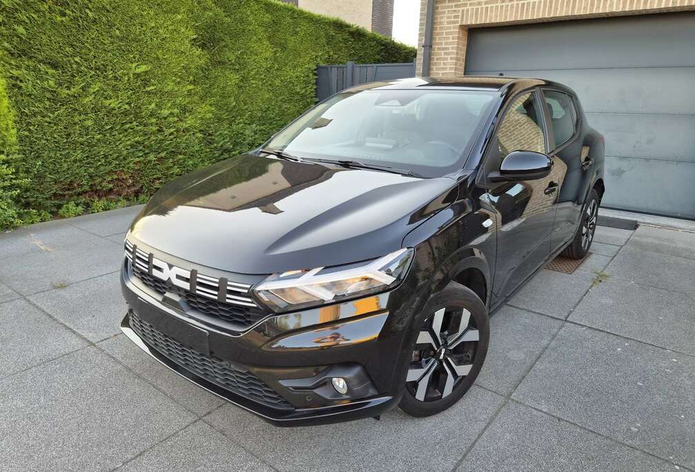 Dacia 1.0 TCe Expression CVT / LED / CAMERA / NAVI / TOP
