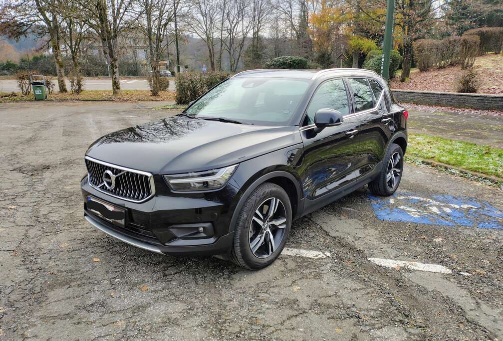 Volvo XC40 1.5 T5 TE PHEV Momentum Pro DCT