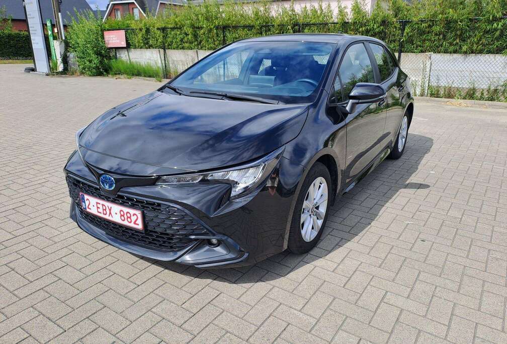 Toyota 1.8 Hybrid Dynamic e-CVT