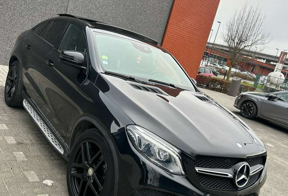 Mercedes-Benz Coupé d 4-Matic