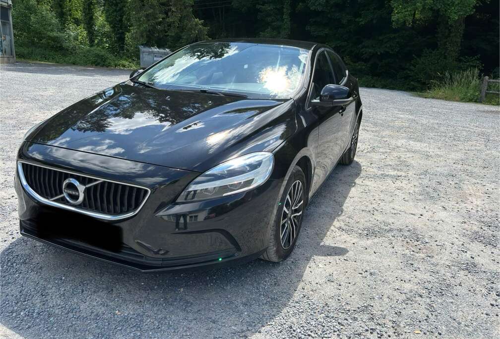 Volvo 2.0 D2 Black Edition AdBlue (EU6d-TEMP)