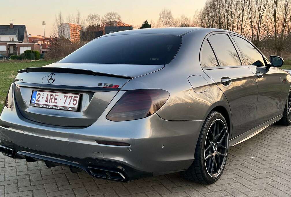 Mercedes-Benz d 4-Matic