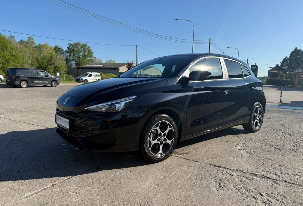 MG HYBRID+ LUXURY 194 cv * GARANTIE 6 ANS *