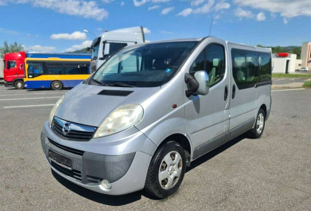 Opel Vivaro Tour 2.0 CDTi Cosmo