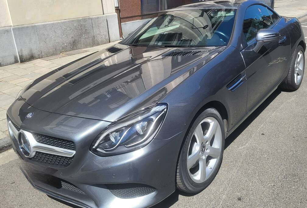 Mercedes-Benz SLC 200