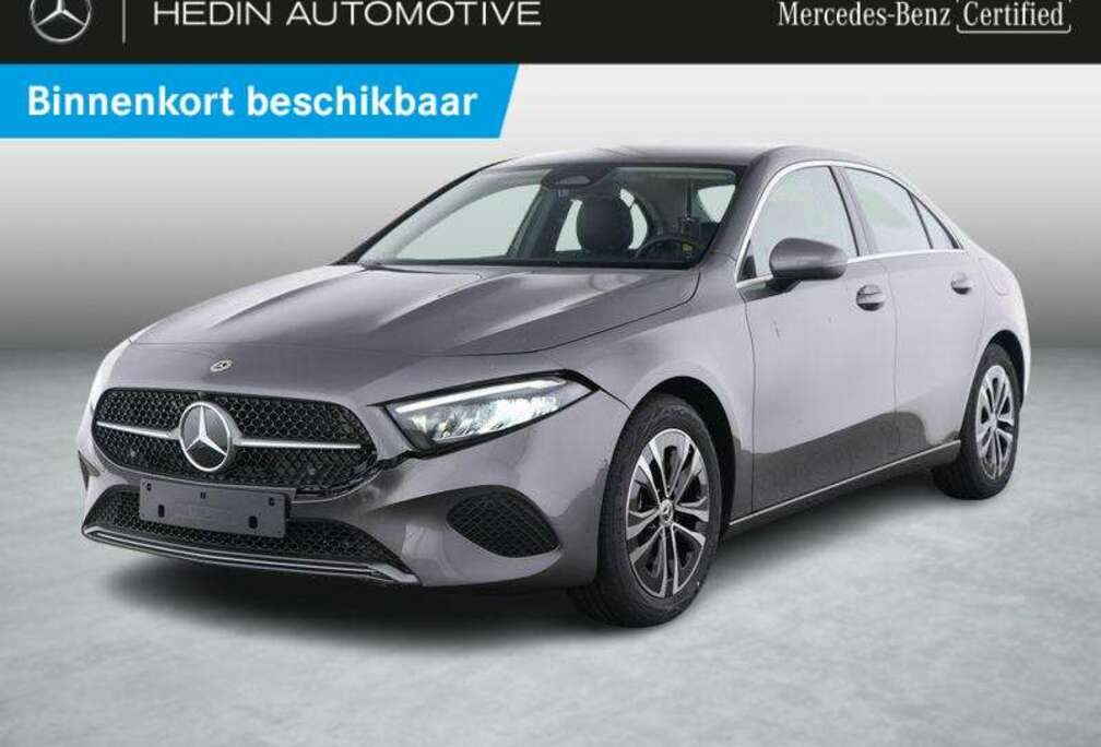 Mercedes-Benz Berline Luxury Line | Verwarmde Zetels | Smartphon