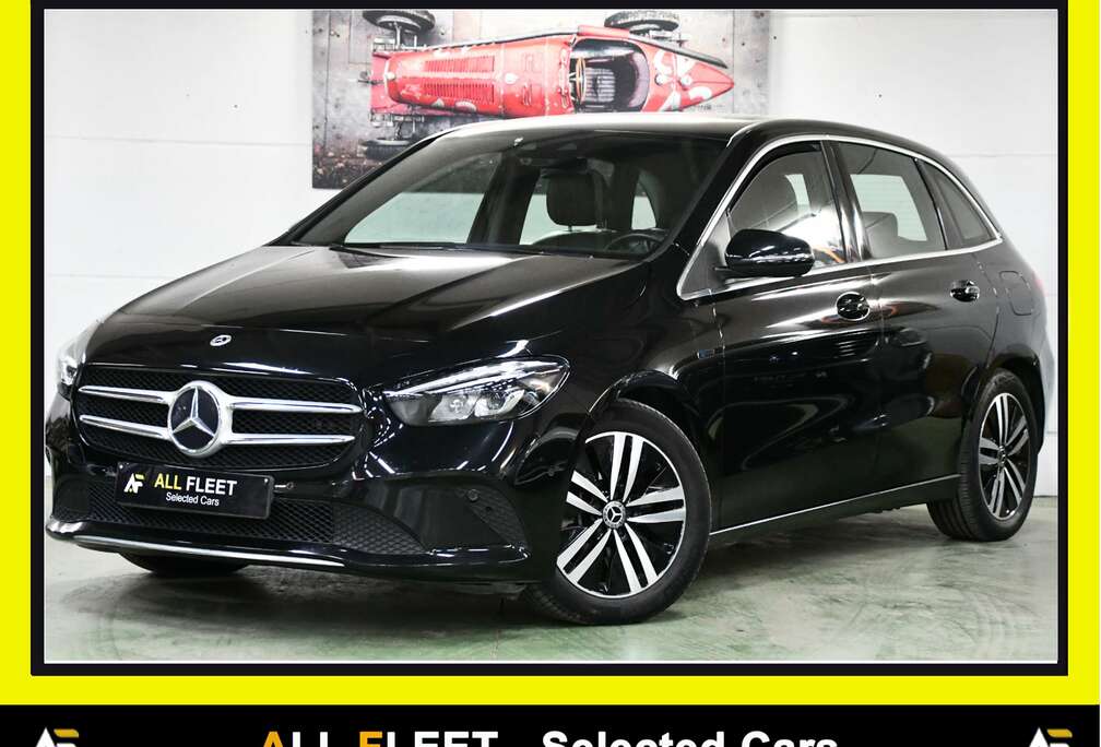 Mercedes-Benz Luxury Line, Cuir, Ambiance LED, Sièges Chauf