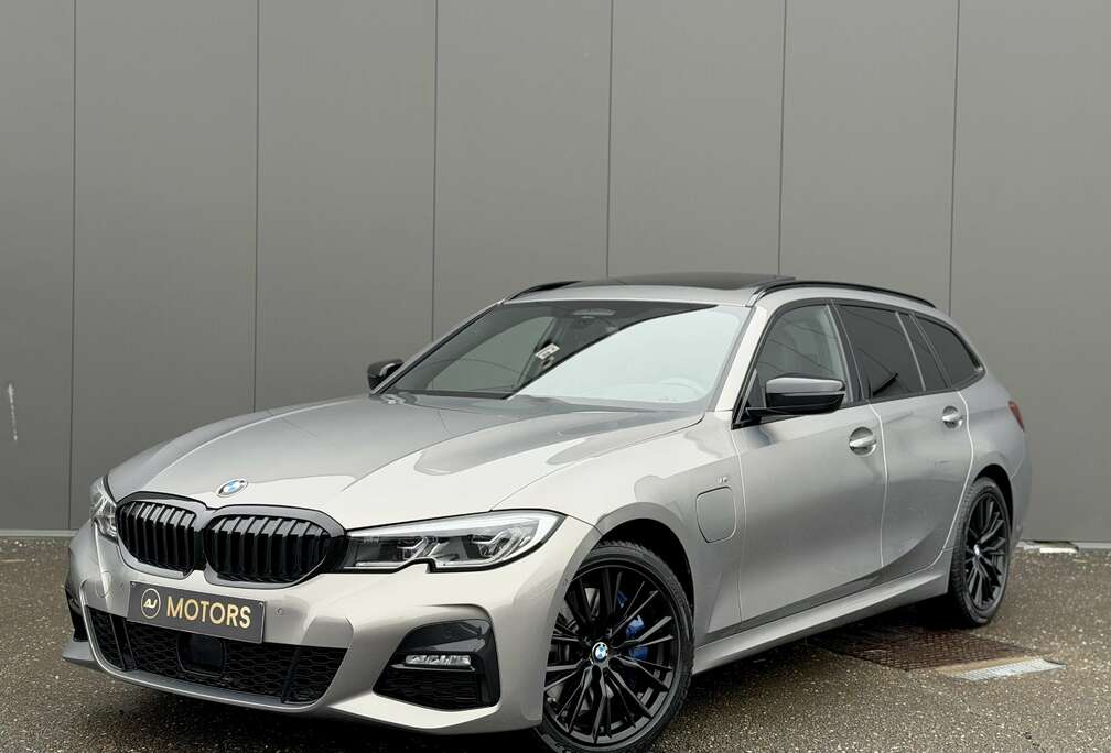 BMW e Touring PHEV 292cv - Pack M - Pano - Laser