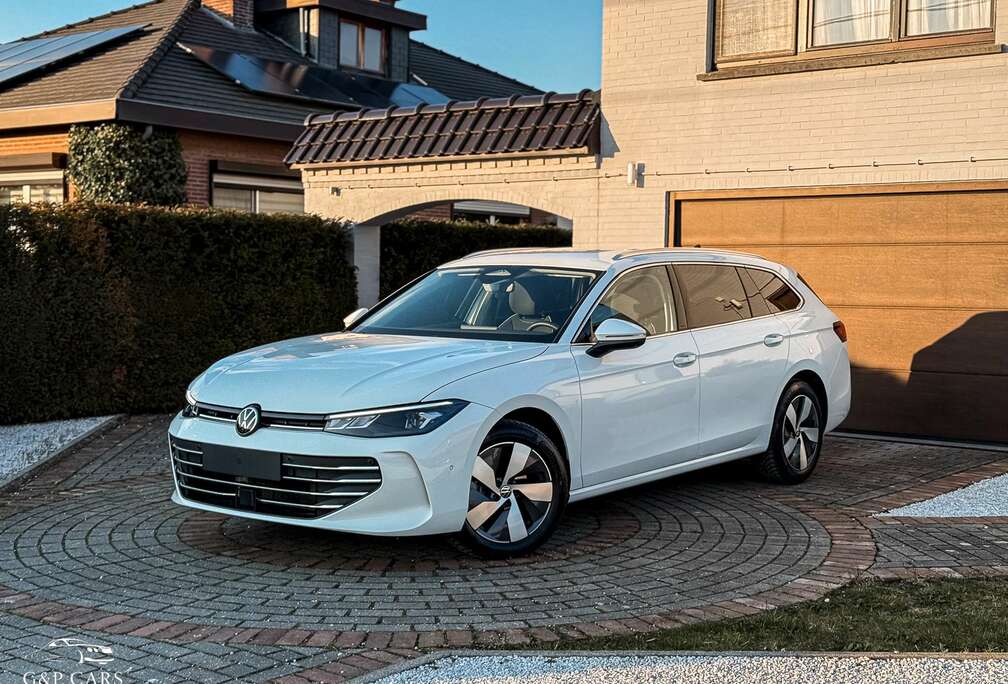 Volkswagen NEW/MILD-HYBRID/IQDRIVE/MASSAGE/DSG/AMBIENT LIGHT