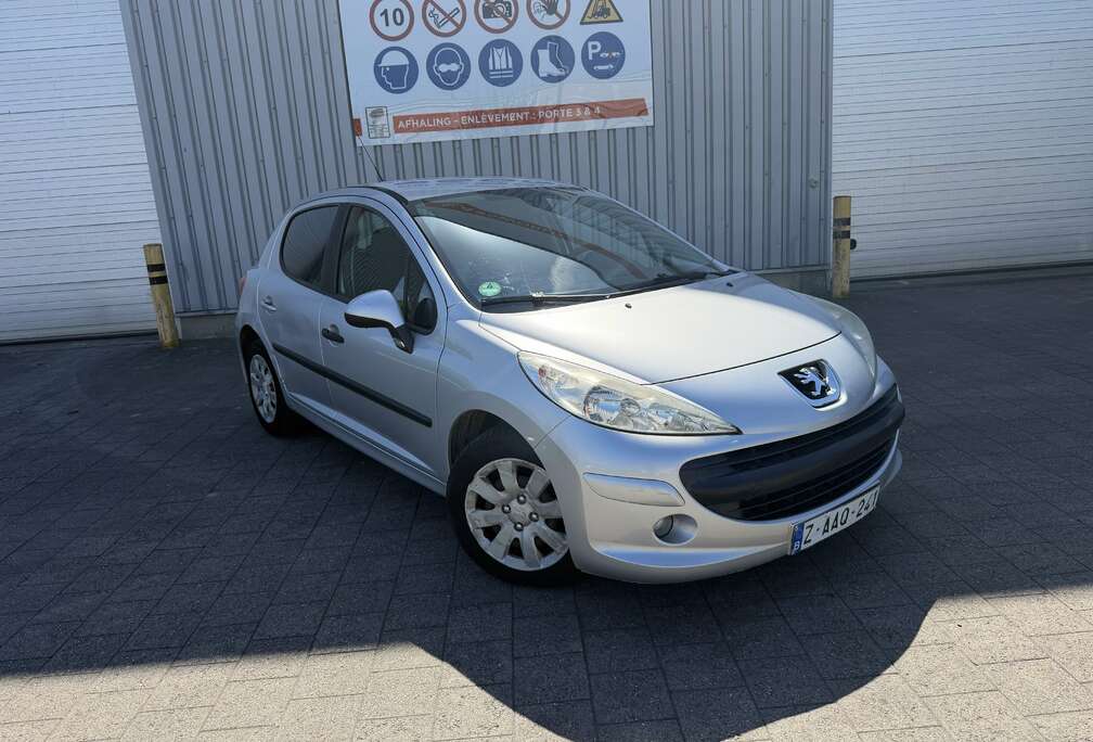 Peugeot 1.4i X-Line