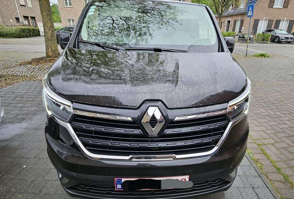 Renault 2.5 dCi 29 L2H1 Confort