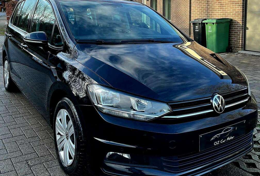 Volkswagen Touran 2.0 TDi SCR Trendline DSG (EU6.2)