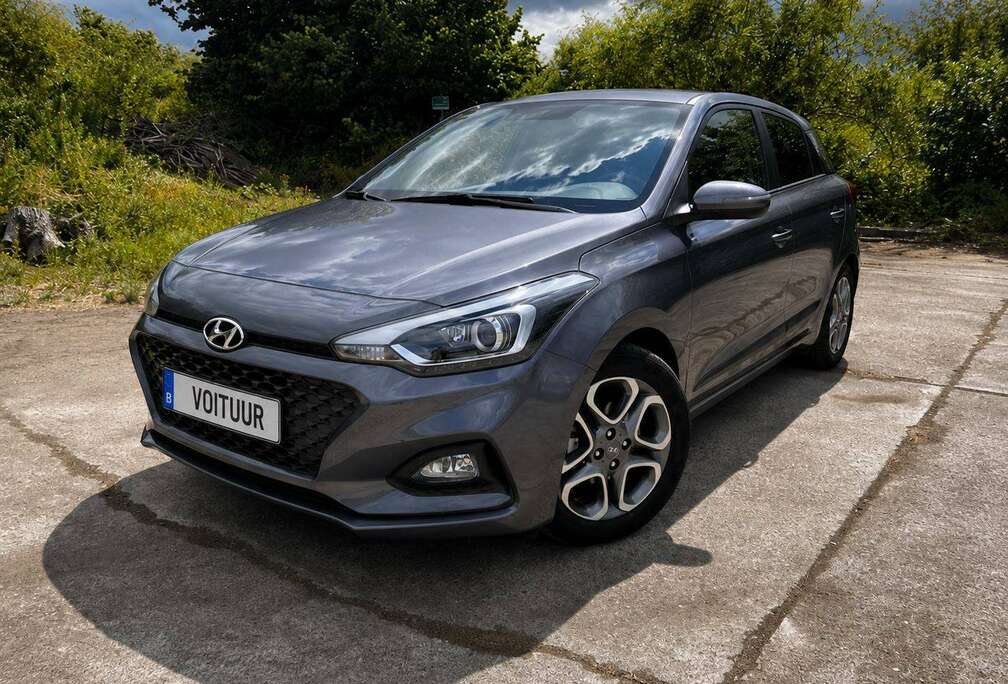 Hyundai i20 1.2i Twist Techno Pack GO! Carplay / Camera / Cruise / GPS / 1e eig