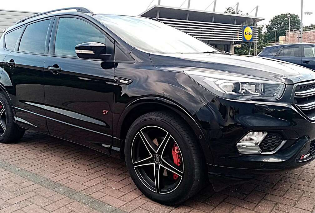 Ford Kuga+1.5+EcoBoost+ST-LINE+X