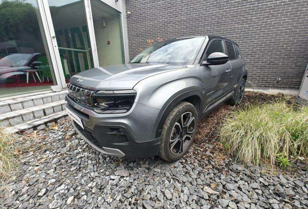 Jeep BEV First edition