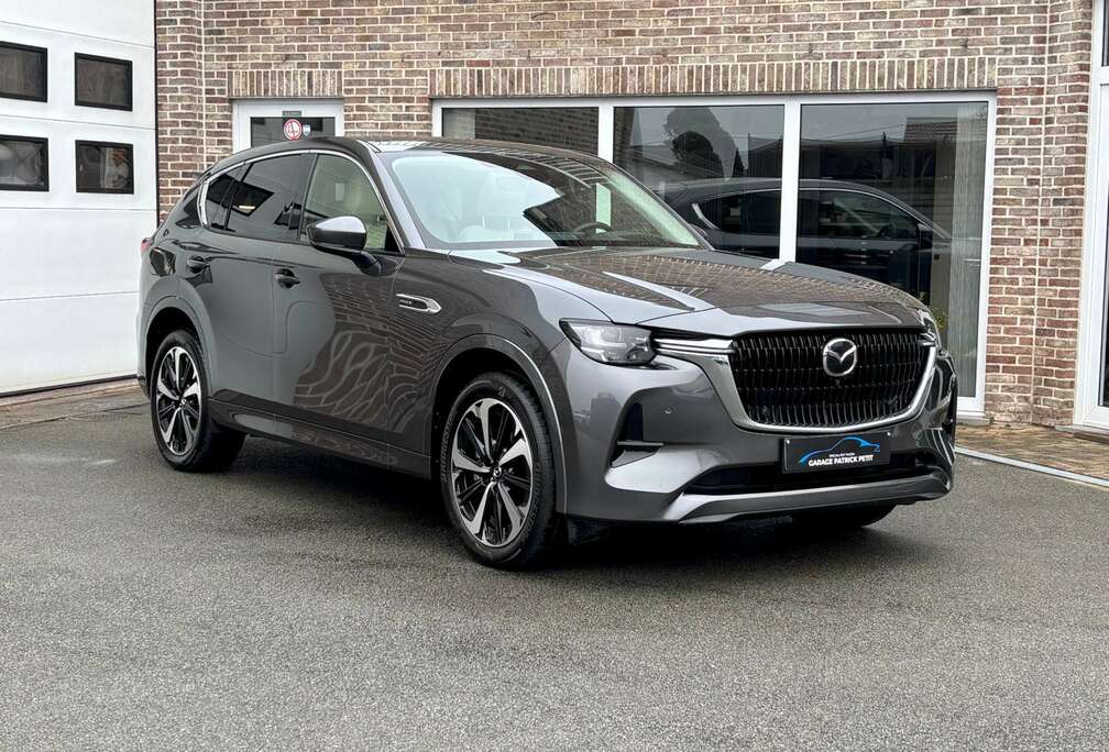 Mazda CX-60 2.5 PHEV AWD Takumi Plus / 6000km