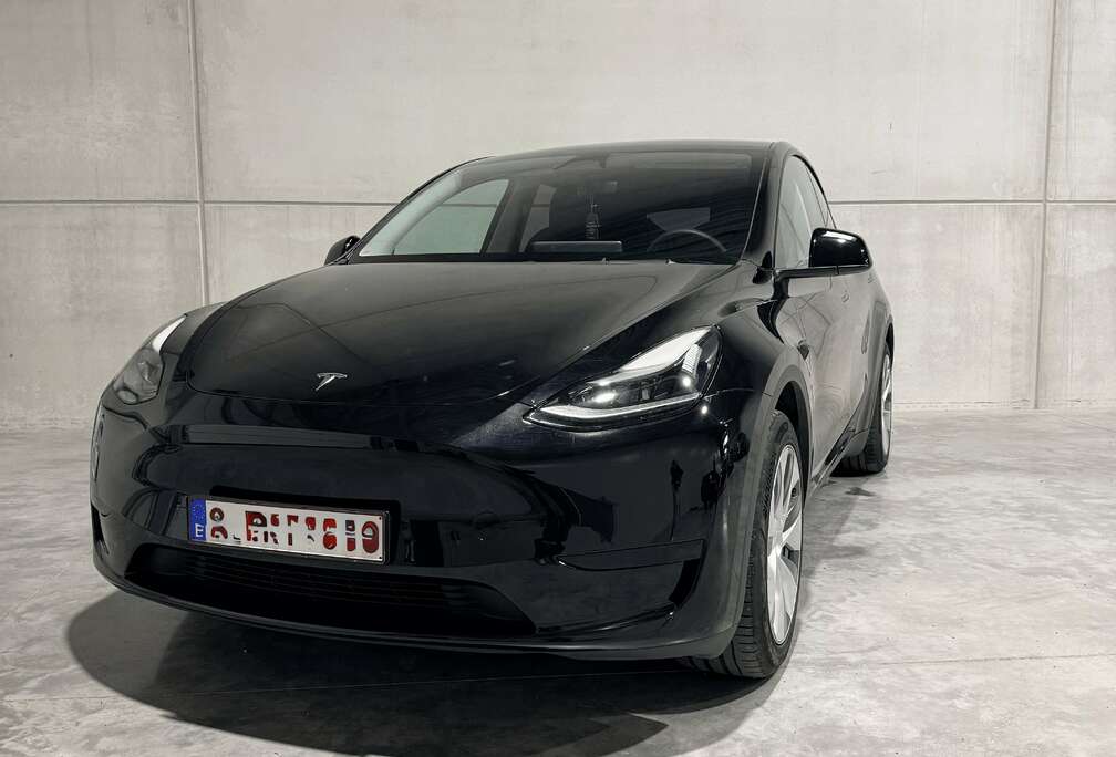 Tesla Model Y RWD