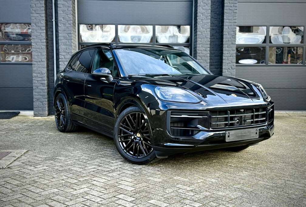 Porsche Cayenne E-Hybrid*Black Edition*Sport*34grCo2*