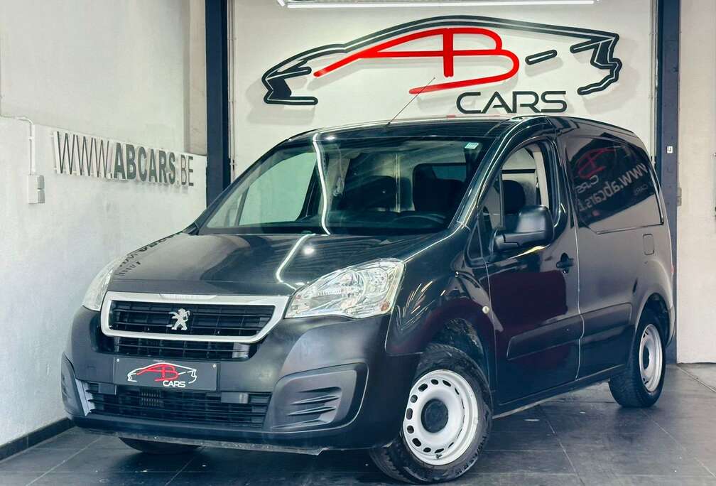 Peugeot 1.6HDI * 3 PLACES * GARANTIE 12 MOIS * CLIM *