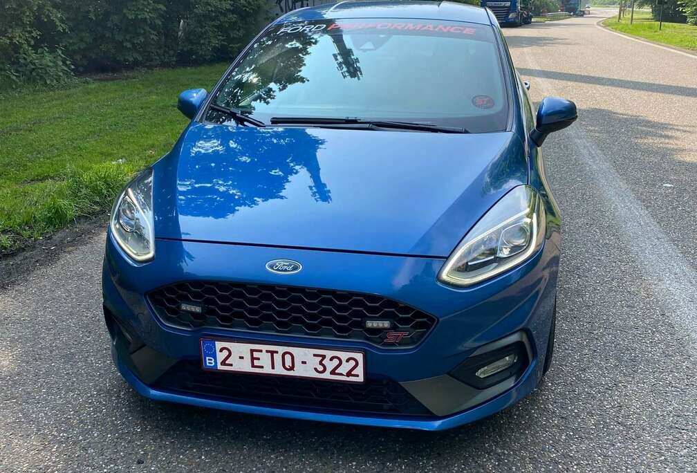 Ford 1.5 EcoBoost S&S mit Leder-Exclusiv-Paket ST