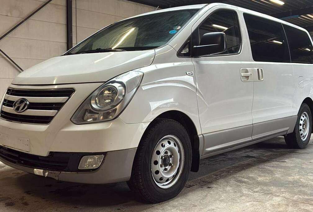 Hyundai  H-1 People 2.5 CRDi Executive DPF