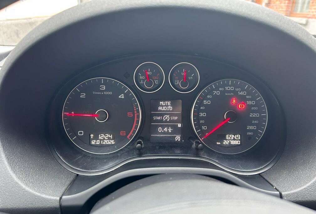 Audi A3 Cabriolet 1.6 TDi Ambition Start/Stop DPF