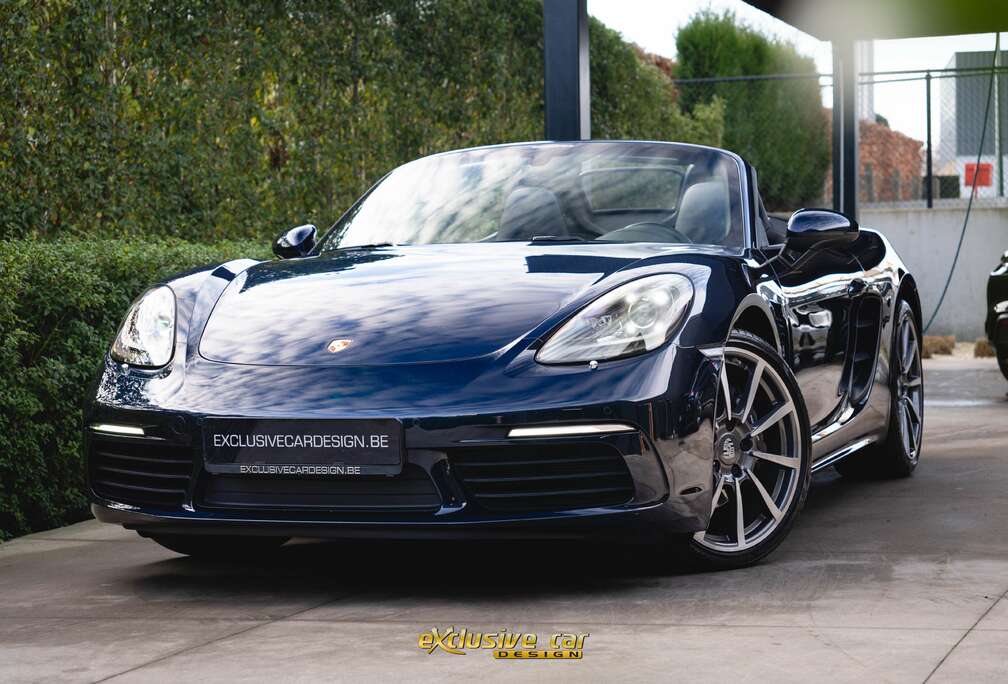 Porsche Boxster 2.0 Turbo PDK /20\'\'/Camera/DAB/Carplay/